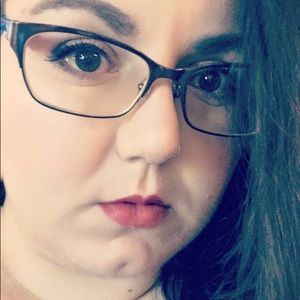 Meet your Posher, Shelbi